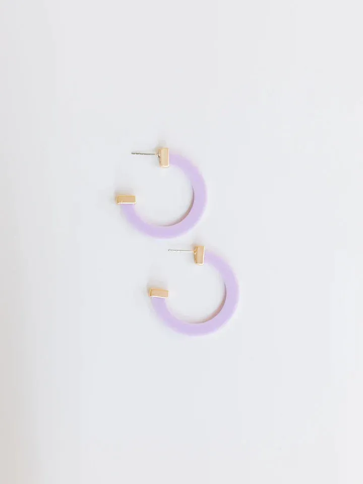 Classic Acrylic Medium Hoops in Lilac