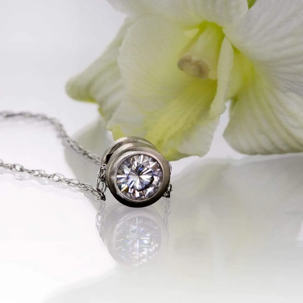 Classic Round 0.5ct Moissanite Slide Pendant Necklace