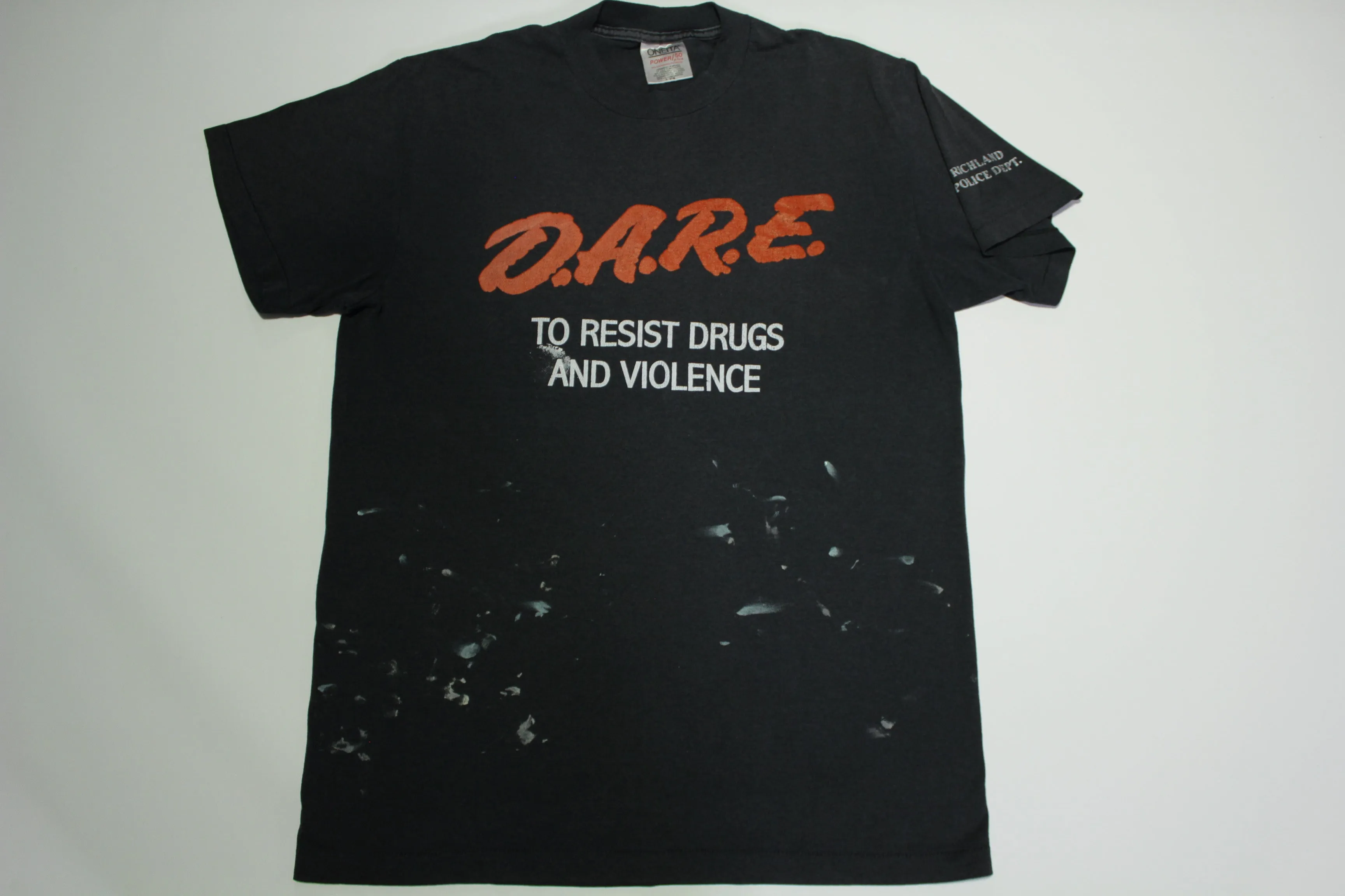 DARE To Resist Drugs Vintage 90's Single Stitch Made In USA Paint Stained Oneita T-Shirt