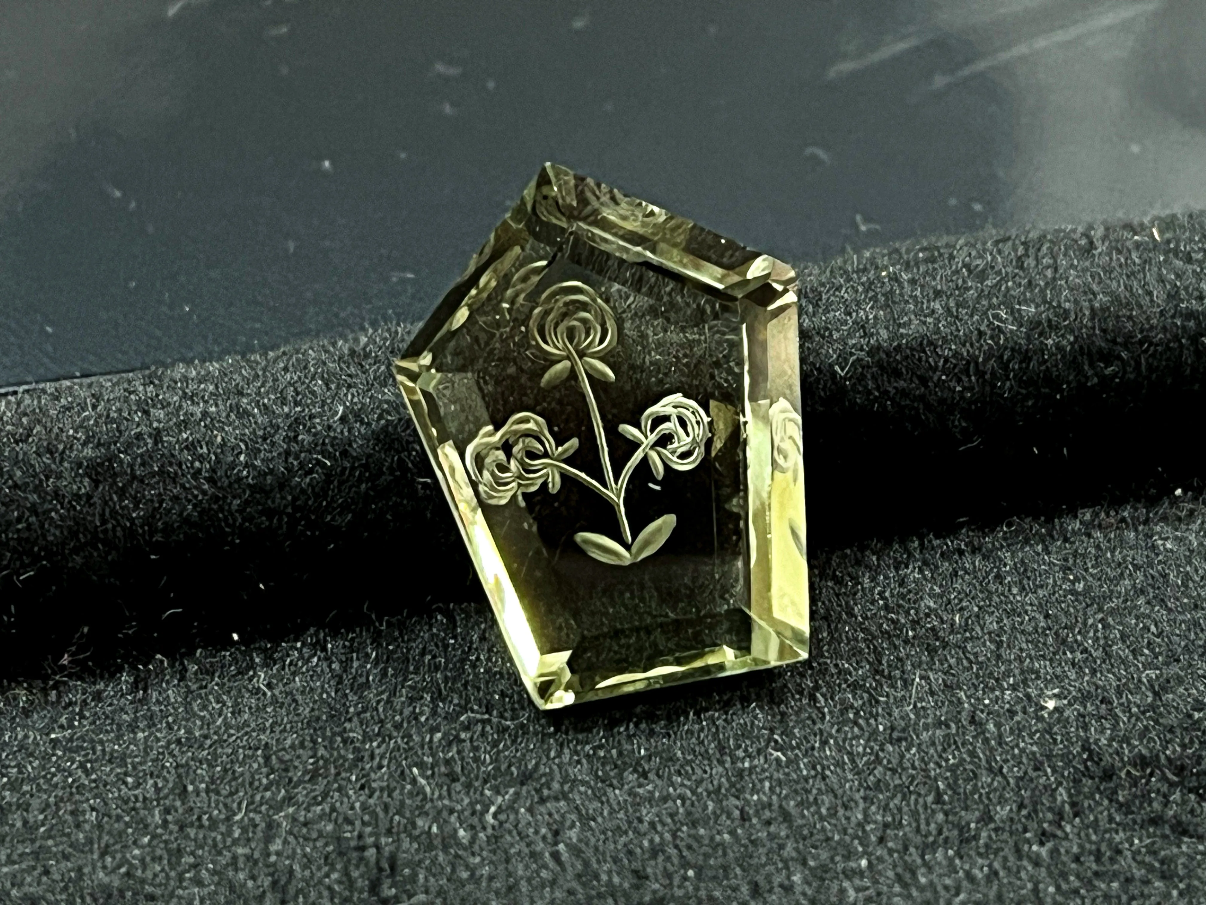 Green Amethyst Fabulous Handcarved Fantasy cut carving