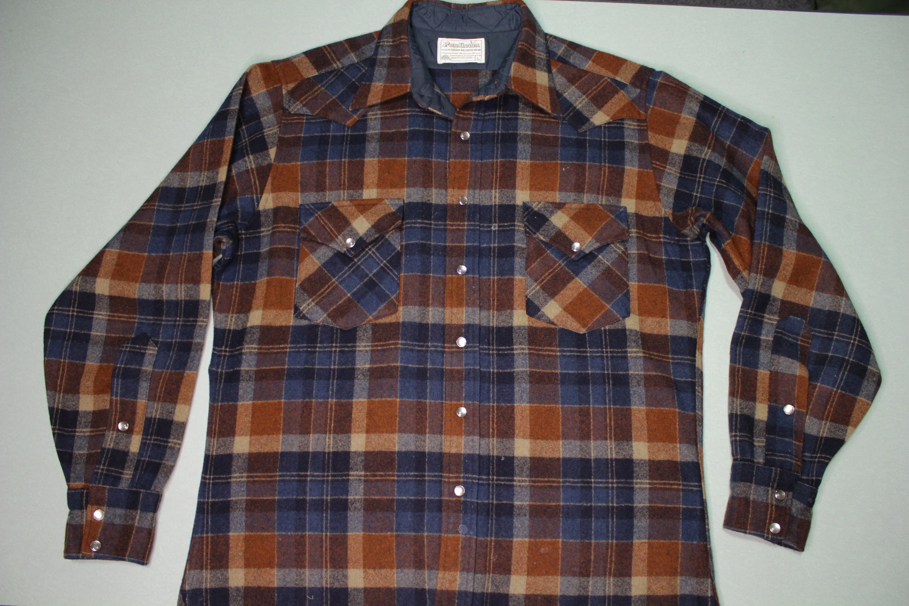 Pendleton High Grade Western Wear Vintage Pearl Snap Wool Flannel Plaid Shirt